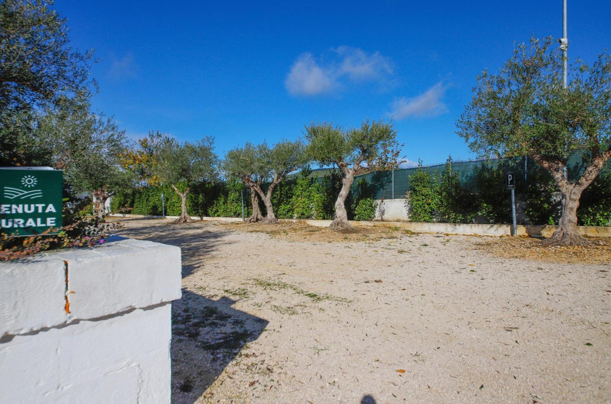 Tenuta Rurale Luxury&Nature Гравина ин Пулия Екстериор снимка